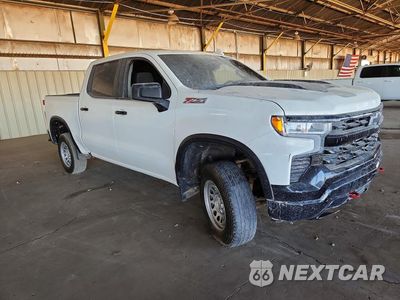 Czwarte zdjęcie samochodu z boku: 2023 CHEVROLET SILVERADO K1500 LT TRAIL BOSS VIN:3GCUDFED3PG151604 - miniatura