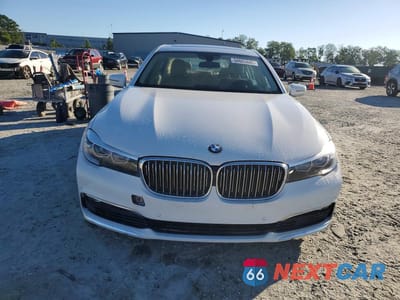 Piąte zdjęcie samochodu w środku: 2016 BMW 740 I VIN:WBA7E2C57GGD99896 - miniatura