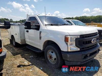 Czwarte zdjęcie samochodu z boku: 2022 FORD F350 SUPER DUTY VIN:1FDRF3G61NEC91647 - miniatura