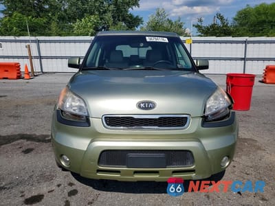 Piąte zdjęcie samochodu w środku: 2011 KIA SOUL ! VIN:KNDJT2A22B7327419 - miniatura