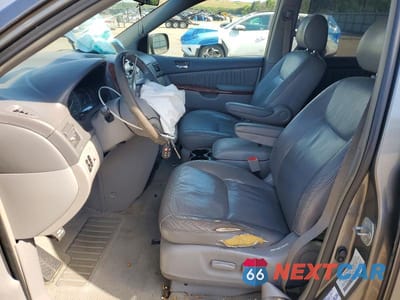 Zdjęcie 7 z 13 samochodu: 2004 TOYOTA SIENNA XLE 7 PASSENGER VIN:5TDZA22C84S074096 - miniatura