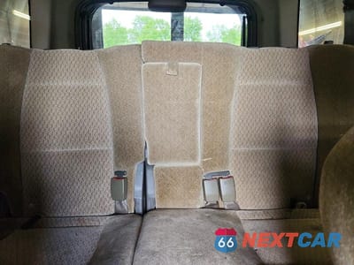 Zdjęcie 10 z 13 samochodu: 2004 HYUNDAI SANTA FE GL VIN:KM8SB12B64U610793 - miniatura