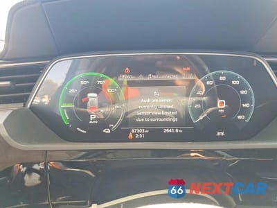 Zdjęcie 9 z 13 samochodu: 2019 AUDI E-TRON PREMIUM PLUS VIN:WA1LAAGE4KB005916 - miniatura