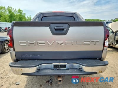 Zdjęcie 6 z 12 samochodu: 2003 CHEVROLET AVALANCHE K1500 VIN:3GNEK13T93G265681 - miniatura