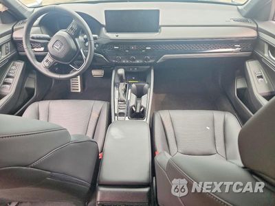 Zdjęcie 8 z 12 samochodu: 2025 HONDA ACCORD TOURING HYBRID VIN:1HGCY2F78SA043179 - miniatura
