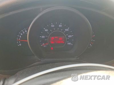 Zdjęcie 9 z 12 samochodu: 2018 KIA SOUL + VIN:KNDJP3A52J7536243 - miniatura