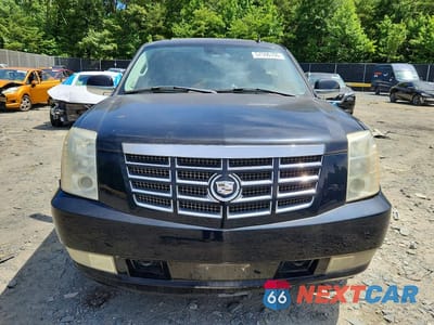Piąte zdjęcie samochodu w środku: 2007 CADILLAC ESCALADE LUXURY VIN:1GYFK638X7R222411 - miniatura
