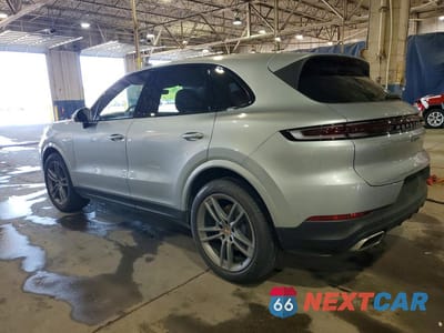 Drugie zdjęcie samochodu z przodu: 2026 PORSCHE CAYENNE VIN:WP1AA2AY5TDA00802 - miniatura