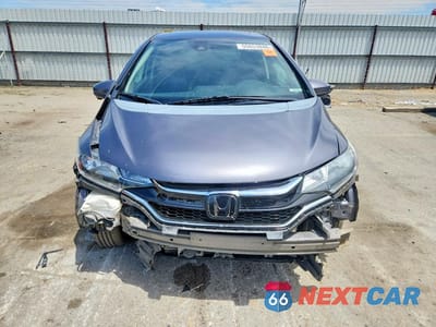 Piąte zdjęcie samochodu w środku: 2018 HONDA FIT EX VIN:3HGGK5H82JM717936 - miniatura