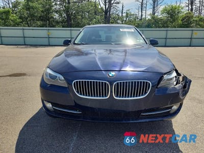 Piąte zdjęcie samochodu w środku: 2013 BMW 528 VIN:WBAXH5C54DD109603 - miniatura