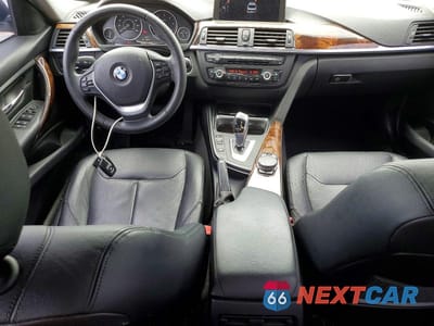 Zdjęcie 8 z 12 samochodu: 2015 BMW 328 D VIN:WBA3D3C5XFK157541 - miniatura