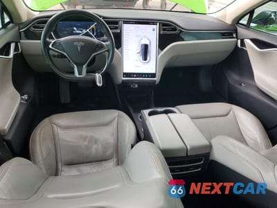 Zdjęcie 8 z 12 samochodu: 2016 TESLA MODEL S VIN:5YJSA1E20GF126716 - miniatura