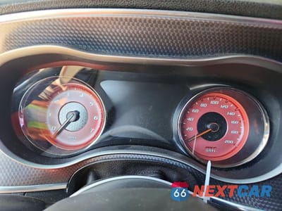 Zdjęcie 9 z 12 samochodu: 2018 DODGE CHARGER SRT HELLCAT VIN:2C3CDXL92JH113101 - miniatura