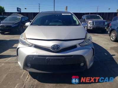 Piąte zdjęcie samochodu w środku: 2015 TOYOTA PRIUS V FIVE VIN:JTDZN3EU6FJ039913 - miniatura