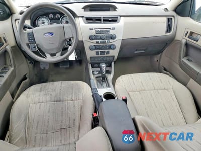 Zdjęcie 8 z 13 samochodu: 2010 FORD FOCUS SE VIN:1FAHP3FN3AW201799 - miniatura