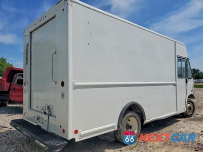 Czwarte zdjęcie samochodu z boku: 2022 FORD F59 DELIVERY TRUCK VIN:1F64F5KN6N0A15425 - miniatura