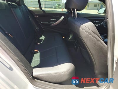Zdjęcie 10 z 13 samochodu: 2018 BMW 330 XI VIN:WBA8D9G53JNU66620 - miniatura