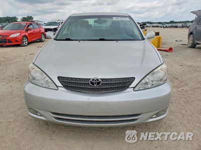 Piąte zdjęcie samochodu w środku: 2004 TOYOTA CAMRY XLE VIN:4T1BE32K44U361560 - miniatura
