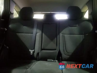 Zdjęcie 10 z 13 samochodu: 2022 HYUNDAI TUCSON SEL VIN:5NMJBCAE4NH119056 - miniatura