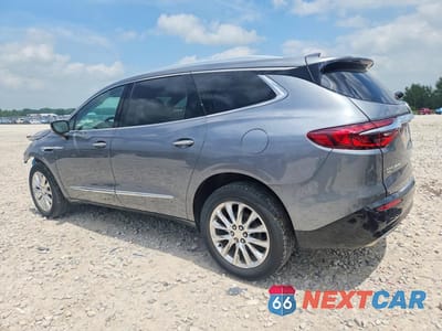 Drugie zdjęcie samochodu z przodu: 2021 BUICK ENCLAVE ESSENCE VIN:5GAEVAKW5MJ233243 - miniatura