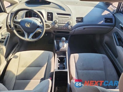 Zdjęcie 8 z 12 samochodu: 2010 HONDA CIVIC VP VIN:2HGFA1F36AH310506 - miniatura