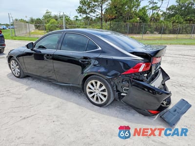 Drugie zdjęcie samochodu z przodu: 2016 LEXUS IS 200T VIN:JTHBA1D21G5017585 - miniatura