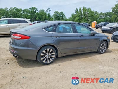 Trzecie zdjęcie samochodu z tyłu: 2019 FORD FUSION SE VIN:3FA6P0T98KR270487 - miniatura