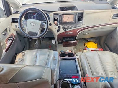 Zdjęcie 8 z 13 samochodu: 2011 TOYOTA SIENNA LIMITED 7-PASSENGER VIN:5TDDK3DC1BS020016 - miniatura