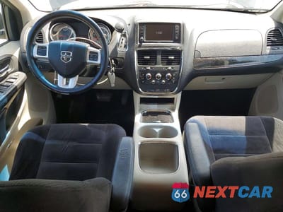 Zdjęcie 8 z 13 samochodu: 2014 DODGE GRAND CARAVAN SXT VIN:2C4RDGCG6ER373862 - miniatura