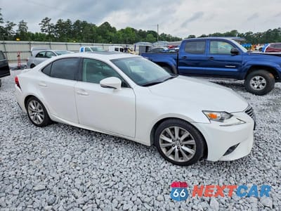 Czwarte zdjęcie samochodu z boku: 2016 LEXUS IS 200T VIN:JTHBA1D29G5025935 - miniatura