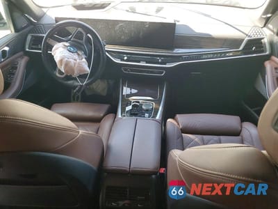 Zdjęcie 8 z 13 samochodu: 2024 BMW X5 XDRIVE50E VIN:5UX43EU04R9T34586 - miniatura