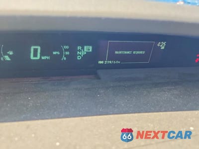 Zdjęcie 9 z 12 samochodu: 2012 TOYOTA PRIUS FOUR VIN:JTDKN3DU3C1506039 - miniatura