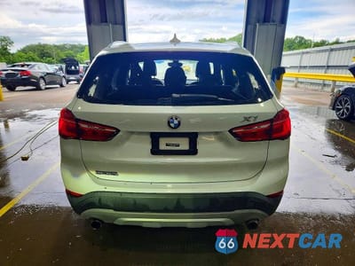 Zdjęcie 6 z 13 samochodu: 2017 BMW X1 XDRIVE28I VIN:WBXHT3C32H5F78977 - miniatura