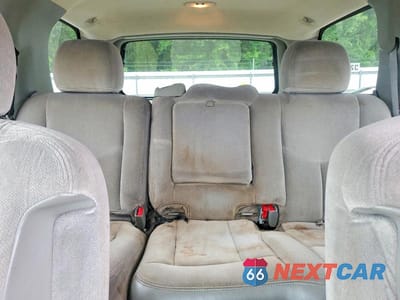 Zdjęcie 10 z 13 samochodu: 2005 GMC YUKON VIN:1GKEC13T05J164802 - miniatura