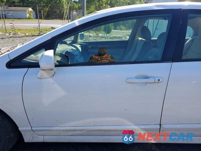 Zdjęcie 7 z 12 samochodu: 2007 HONDA CIVIC EX VIN:1HGFA16867L028213 - miniatura