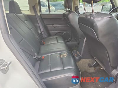 Zdjęcie 11 z 13 samochodu: 2016 JEEP PATRIOT LATITUDE VIN:1C4NJRFB0GD639496 - miniatura