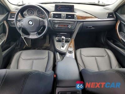 Zdjęcie 8 z 12 samochodu: 2015 BMW 320 I XDRIVE VIN:WBA3C3G51FNT53203 - miniatura