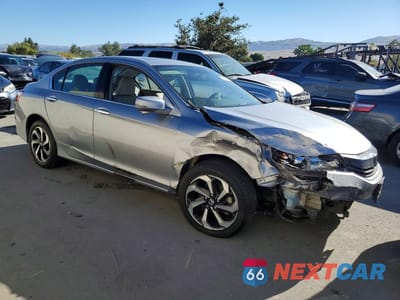 Czwarte zdjęcie samochodu z boku: 2017 HONDA ACCORD EX VIN:1HGCR2F73HA074314 - miniatura