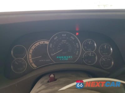 Zdjęcie 9 z 12 samochodu: 2002 CADILLAC ESCALADE LUXURY VIN:1GYEK63N62R109100 - miniatura