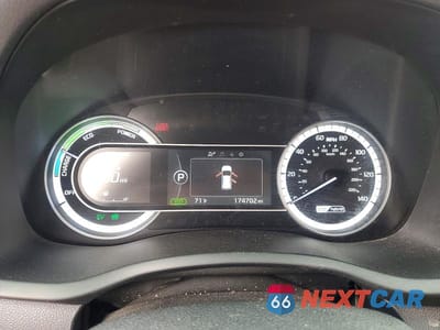 Zdjęcie 9 z 12 samochodu: 2017 KIA NIRO LX VIN:KNDCB3LC3H5057323 - miniatura