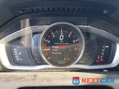 Zdjęcie 9 z 14 samochodu: 2017 VOLVO XC60 T5 DYNAMIC VIN:YV440MDR8H2223255 - miniatura