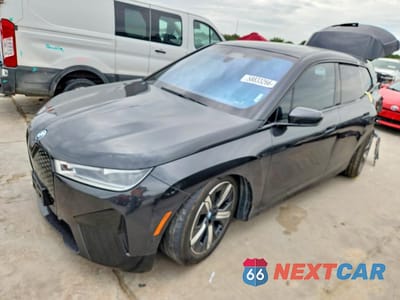 2022 BMW IX XDRIVE50 WB523CF02NCK83057 - główne zdjęcie licytacji z USA - miniatura