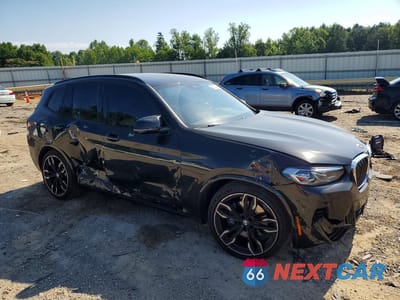 Czwarte zdjęcie samochodu z boku: 2024 BMW X3 M40I VIN:5UX83DP00R9V24215 - miniatura