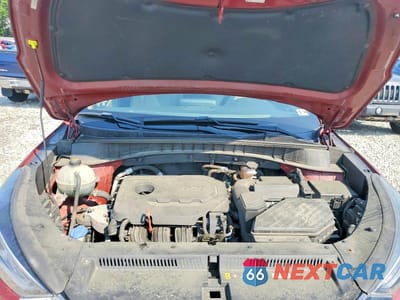Zdjęcie 12 z 13 samochodu: 2019 HYUNDAI TUCSON LIMITED VIN:KM8J33AL0KU000285 - miniatura