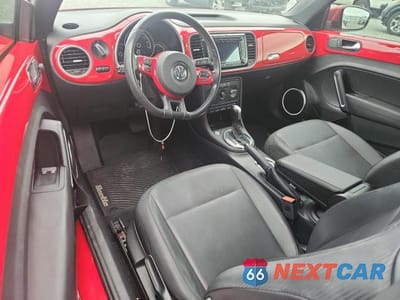 Zdjęcie 8 z 12 samochodu: 2013 VOLKSWAGEN BEETLE VIN:3VWJX7ATXDM666946 - miniatura