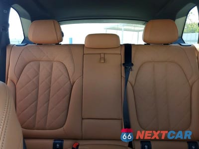 Zdjęcie 10 z 13 samochodu: 2025 BMW X5 XDRIVE40I VIN:5UX23EU03S9Z52432 - miniatura