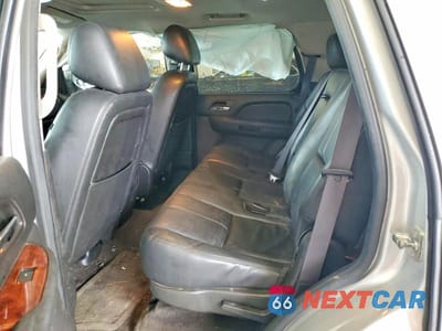 Zdjęcie 10 z 12 samochodu: 2013 GMC YUKON SLT VIN:1GKS1CE01DR343566 - miniatura