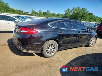 Trzecie zdjęcie samochodu z tyłu: 2017 FORD FUSION SE VIN:3FA6P0HD3HR129347 - miniatura