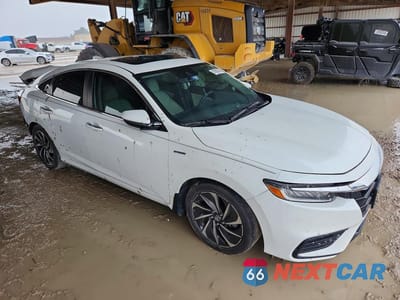 Czwarte zdjęcie samochodu z boku: 2021 HONDA INSIGHT TOURING VIN:19XZE4F99ME005085 - miniatura