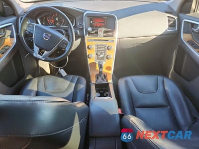 Zdjęcie 8 z 13 samochodu: 2017 VOLVO XC60 T6 INSCRIPTION VIN:YV449MRU5H2223068 - miniatura